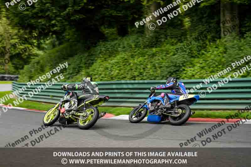 cadwell no limits trackday;cadwell park;cadwell park photographs;cadwell trackday photographs;enduro digital images;event digital images;eventdigitalimages;no limits trackdays;peter wileman photography;racing digital images;trackday digital images;trackday photos